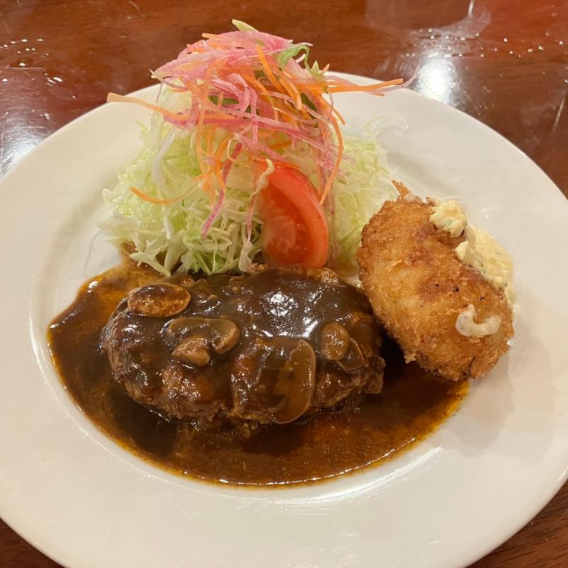 特製煮込みハンバーグマッシュルームソース　クリームコロッケ　自家製タルタルソース(オーレオーレ （Ole Ole）)