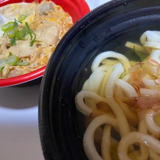 親子丼定食(自家製麺 杵屋 シャポー市川店)