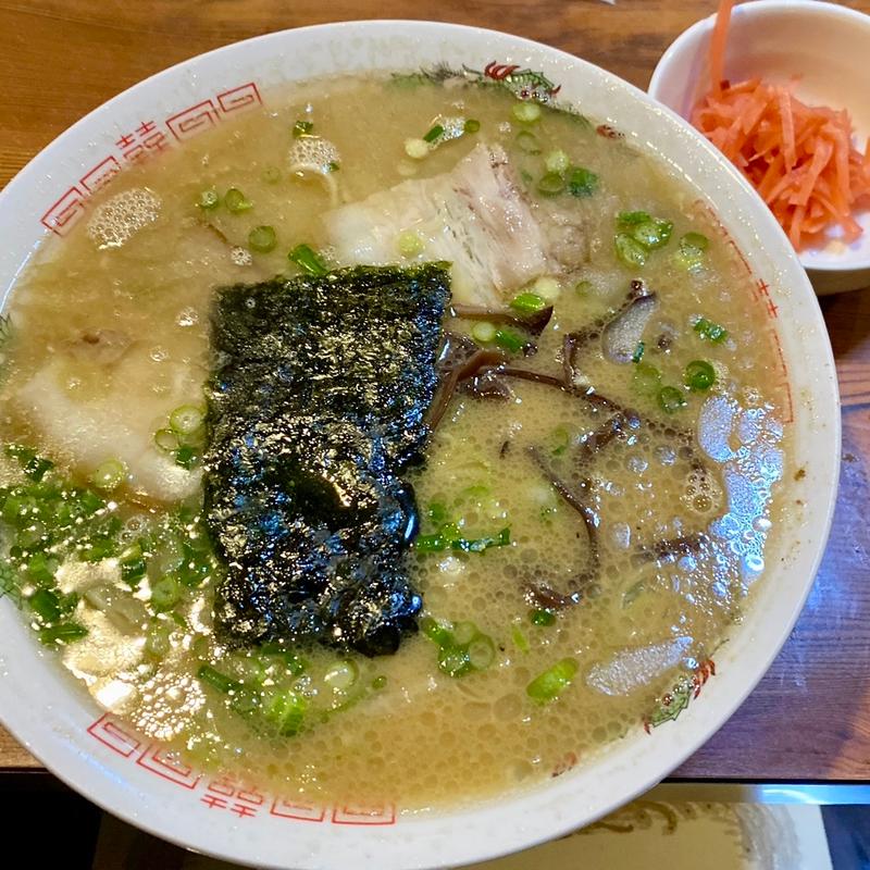 豚骨ラーメン(じらい亭)
