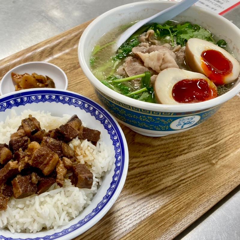 フォー(ルーローハンセット)(台風飯店)