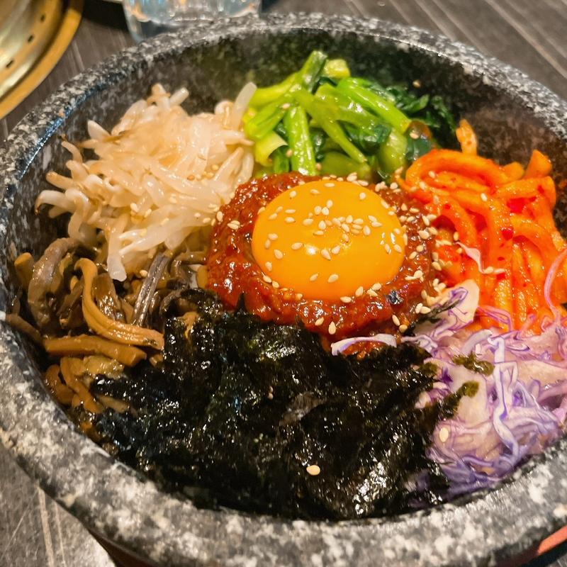 石焼きビビンバ(焼肉 一頭)