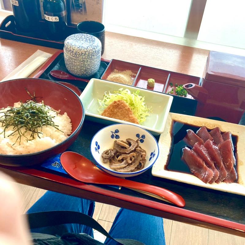 かつお飯定食(港の駅めいつ （みなとのえきめいつ）)
