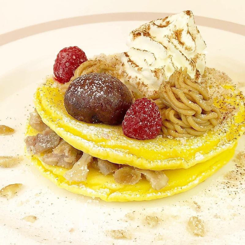 モンブランVAVAパンケーキ(パンケーキ cafe VAVA 日本橋)