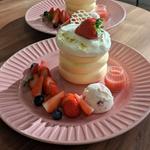 いちごのパンケーキ