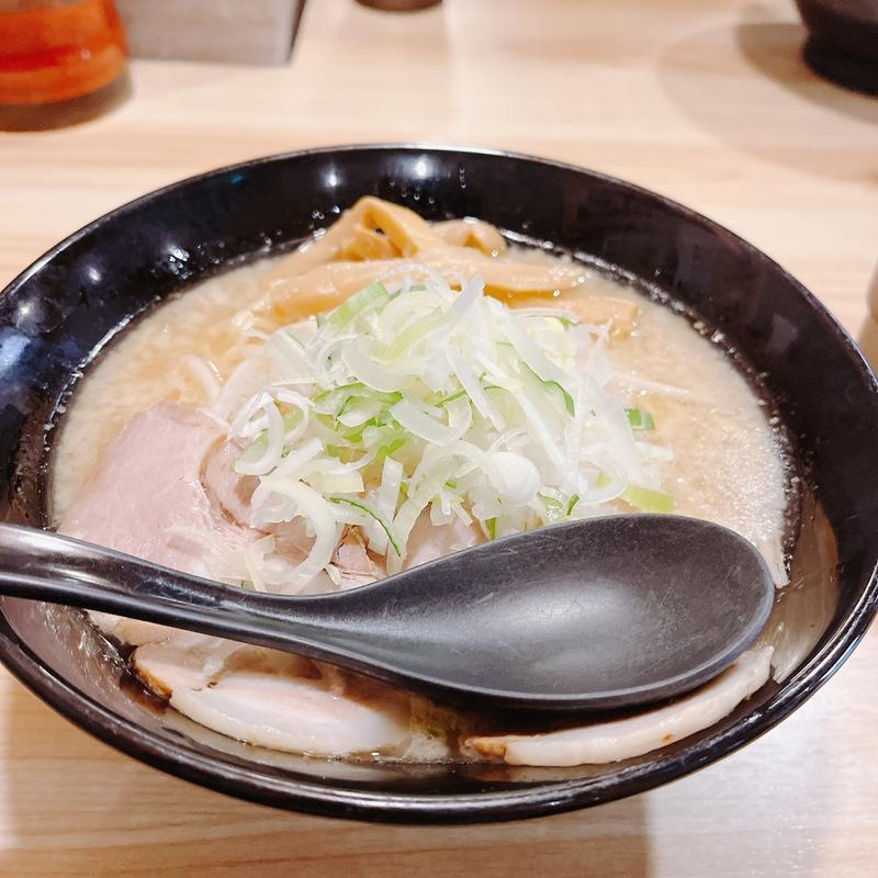 (東京豚骨 背脂とんこつらーめん 雷門 門前仲町店)