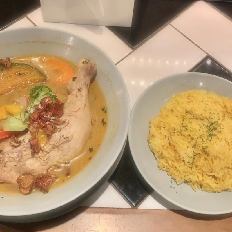 (無添加薬膳スープカレー COSMOS)