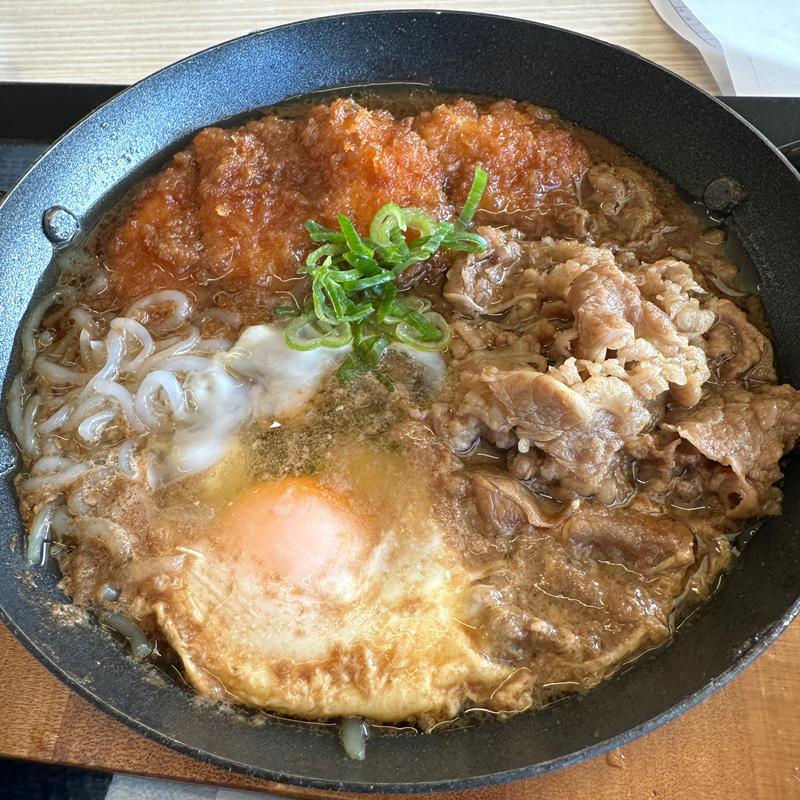 牛すき焼き×チキンカツ合い盛り定食(かつや 名古屋名四港店)
