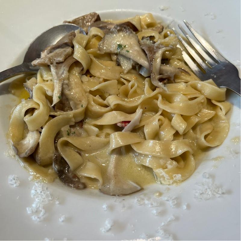 海老のクリームパスタ(street pasta company)