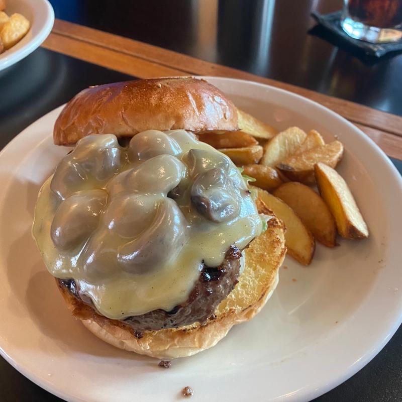 マッシュルームモッツァレラバーガー(San Francisco Peaks)