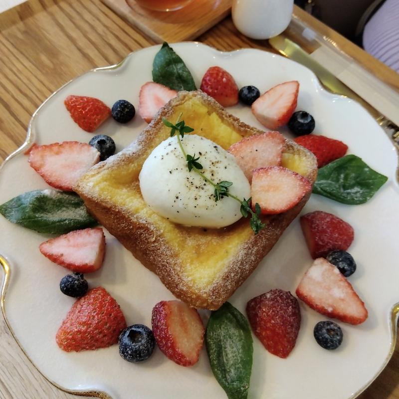 生フルーツフレンチトースト(seoul cafe)