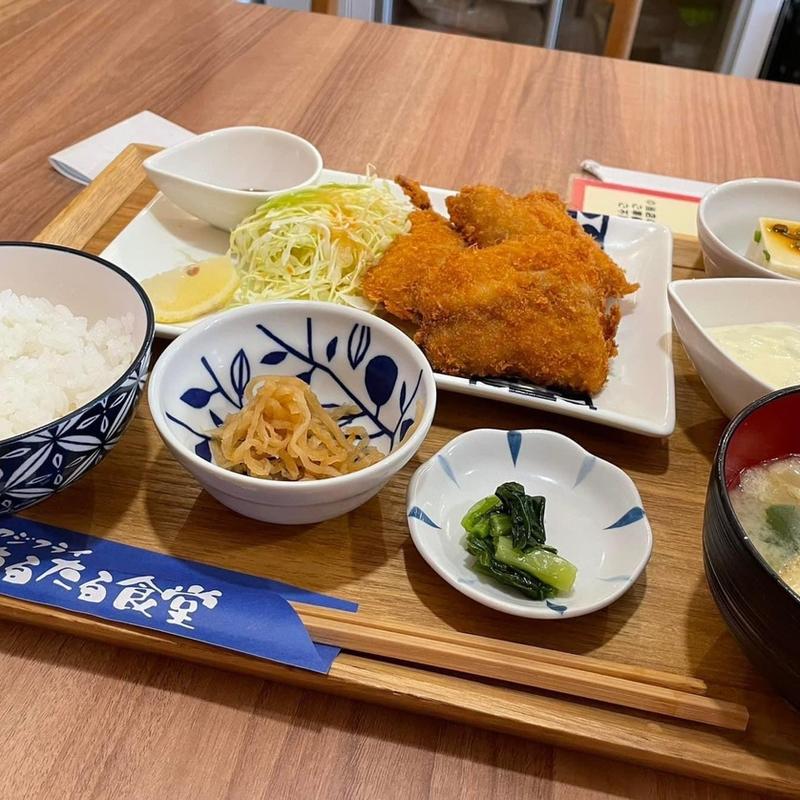 あじフライ定食(アジフライたるたる食堂)