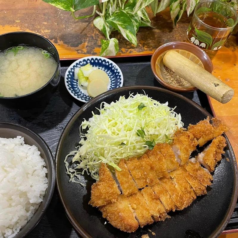 ロースカツ定食(盛かつ)