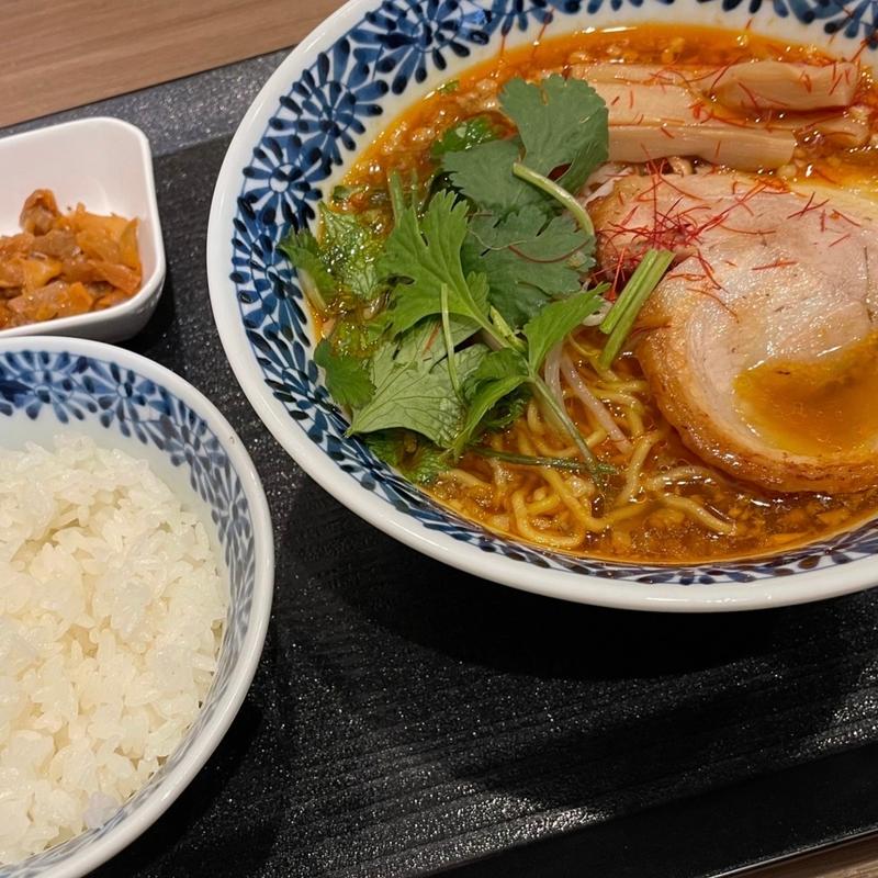 スパイスパクチーラーメンご飯セット(スパイスラーメン 情熱の雫)
