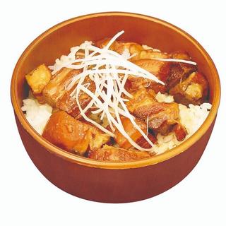 角煮丼(醤油豚骨 中一ラーメン店)