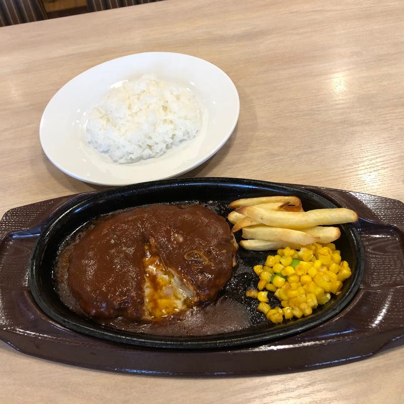 チーズINハンバーグ（＋ライス）(ガスト 足立西伊興店)