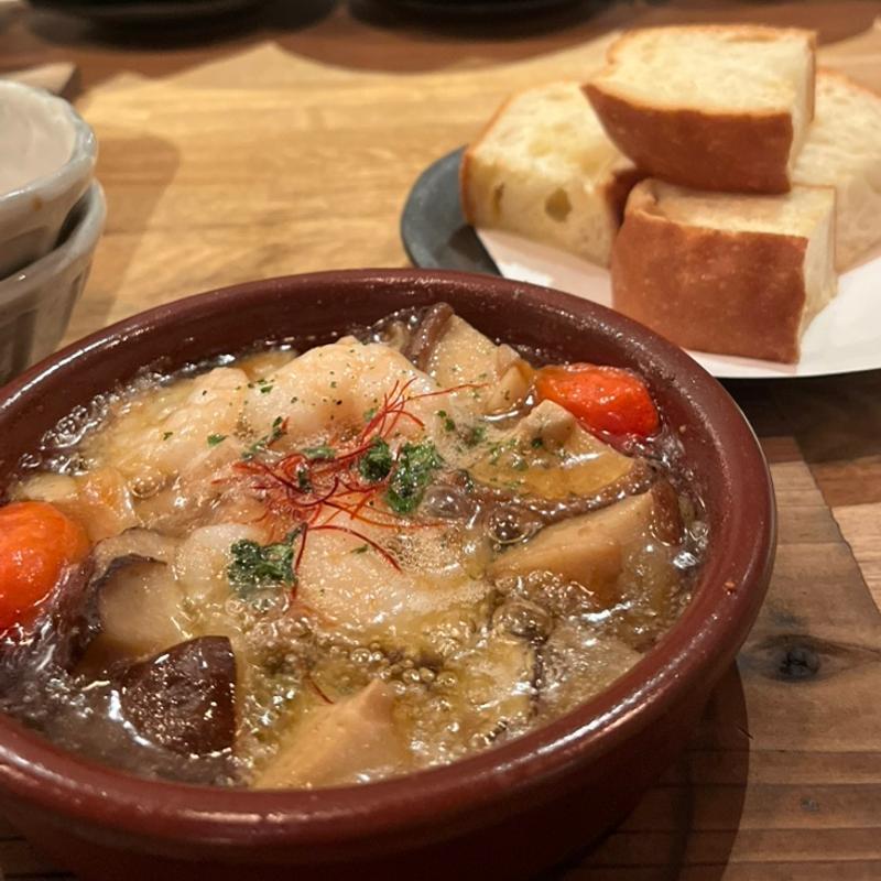 エビときのこのアヒージョ(87食堂)