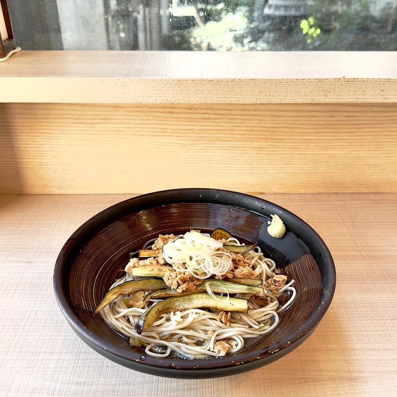 揚茄子そぼろそば　冷(生そば玉川 錦糸町駅前店)