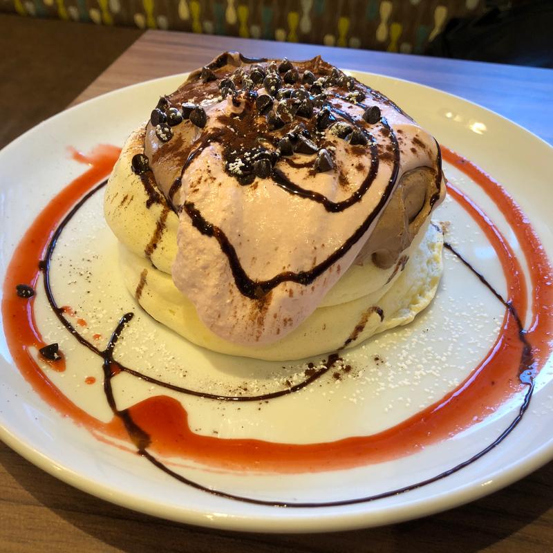 バレンタインチョコクリームのリコッタパンケーキ(高倉町珈琲 柏の葉店)