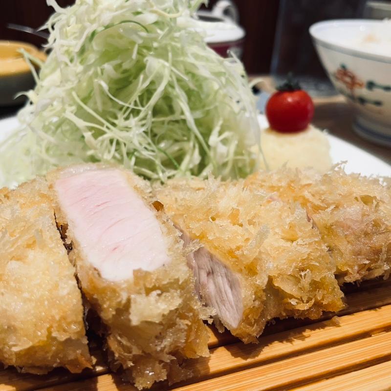 ロースかつ定食(ばんぶー)