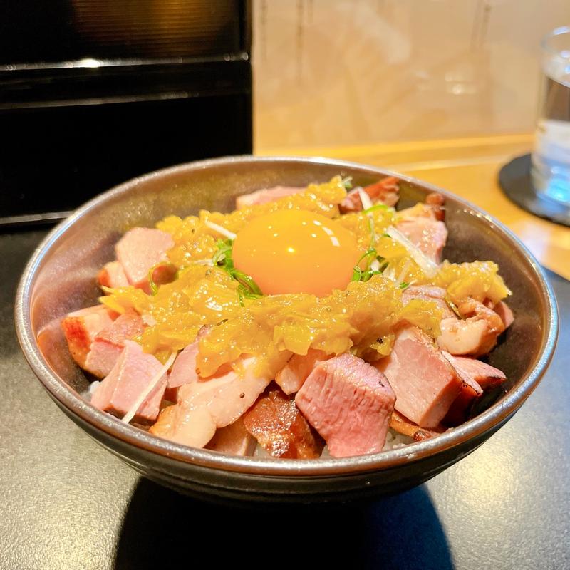 極上！炙り鴨めし(鴨中華そば楓)