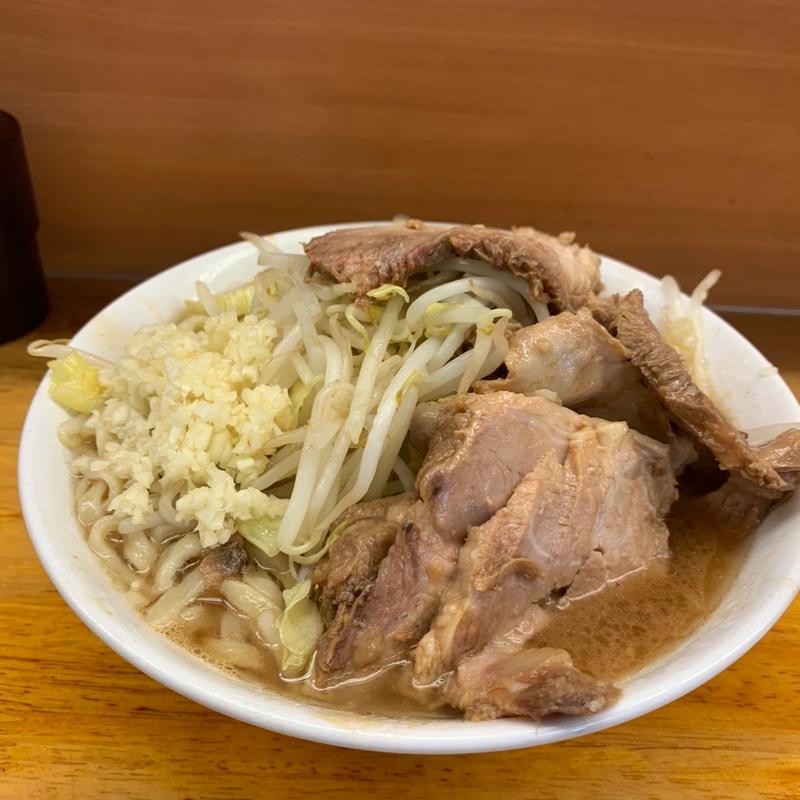 小豚　ヤサイニンニク(ラーメン二郎 立川店)