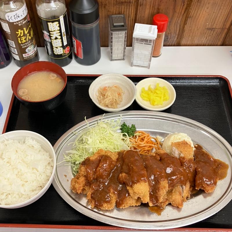 チキンカツ定食（3枚）(赤丸食堂)