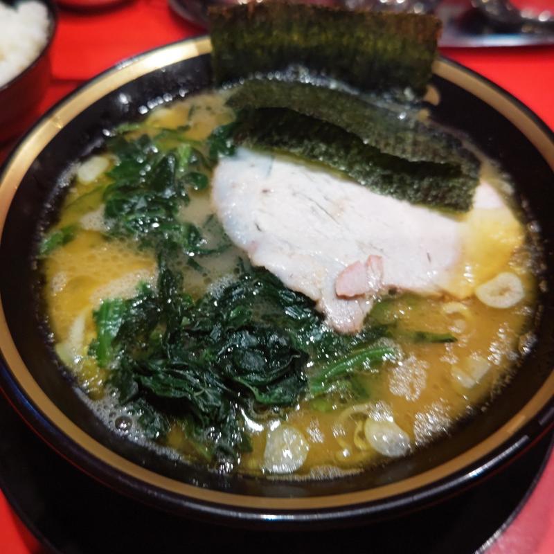 ラーメン(横浜家系ラーメン　志田家　蒲田店)