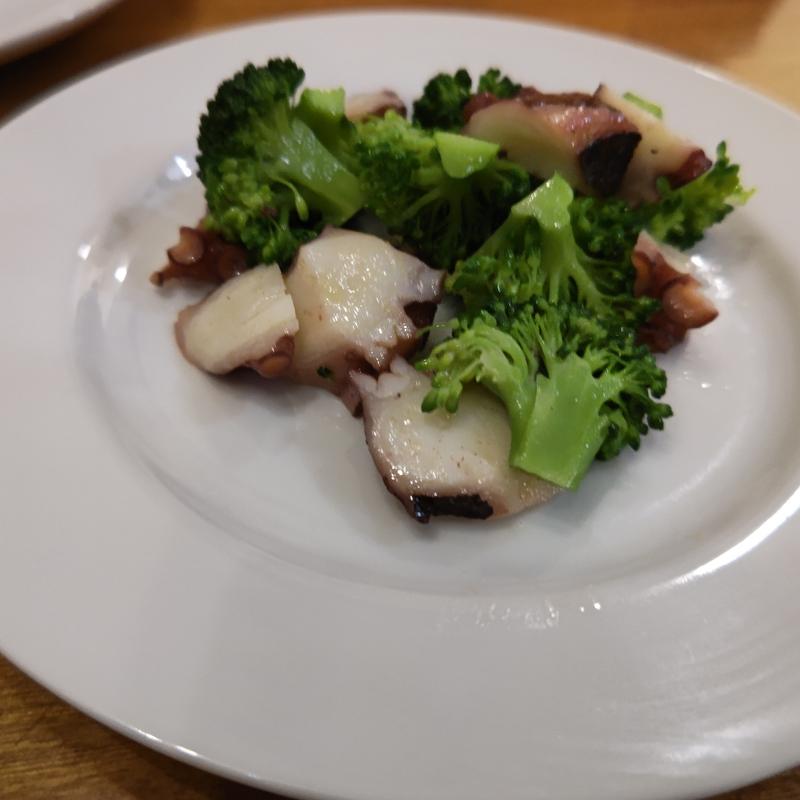 タコとブロッコリーのマリネ(ピッツァニマ)