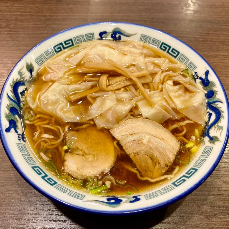 ワンタン麺(並盛)(つづみそば )