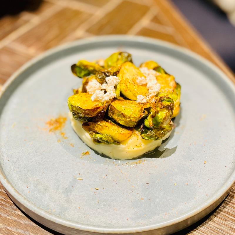 芽キャベツのフリット(tavern on S)