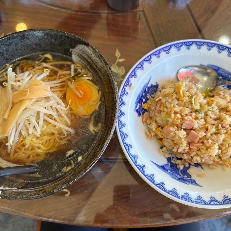 麺飯セット（醤油ラーメン＋炒飯）(華味里)