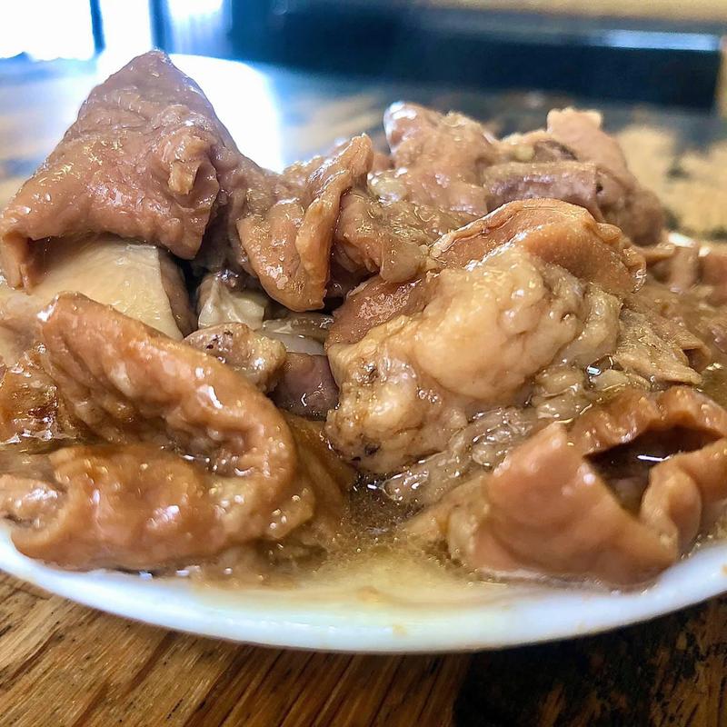 牛もつ煮ハーフ(イナリ食堂)