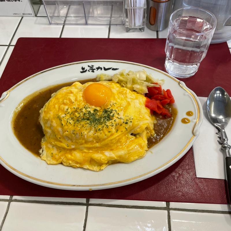 チーズ入りオムカレー ささみカツ乗せ(上等カレー 神田小川町店)