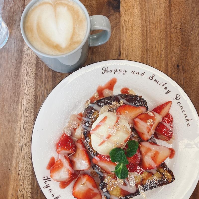 いちごのフレンチトースト(九州パンケーキカフェ 宮崎本店 )