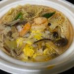 海老と野菜の酸辣湯麺