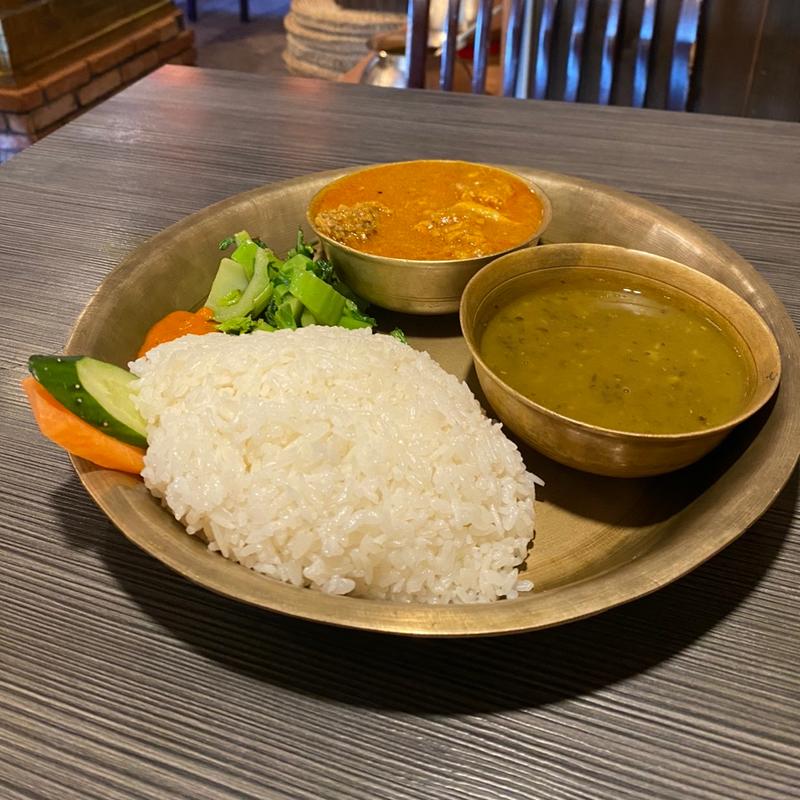 ダルバートセット(アーガン)