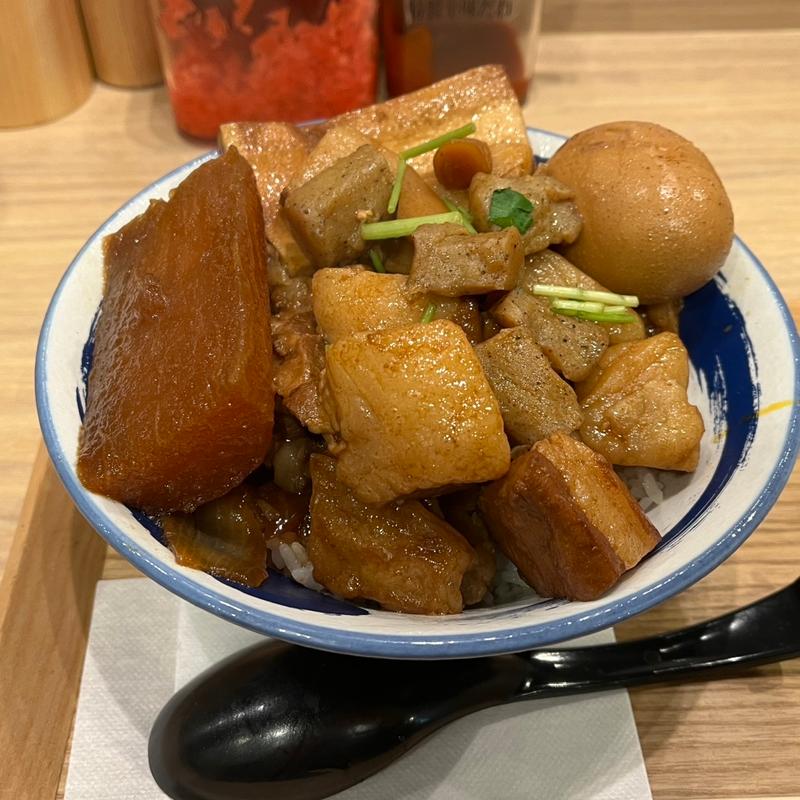 特肉めしあたま大盛(肉めし岡もと 新橋店)