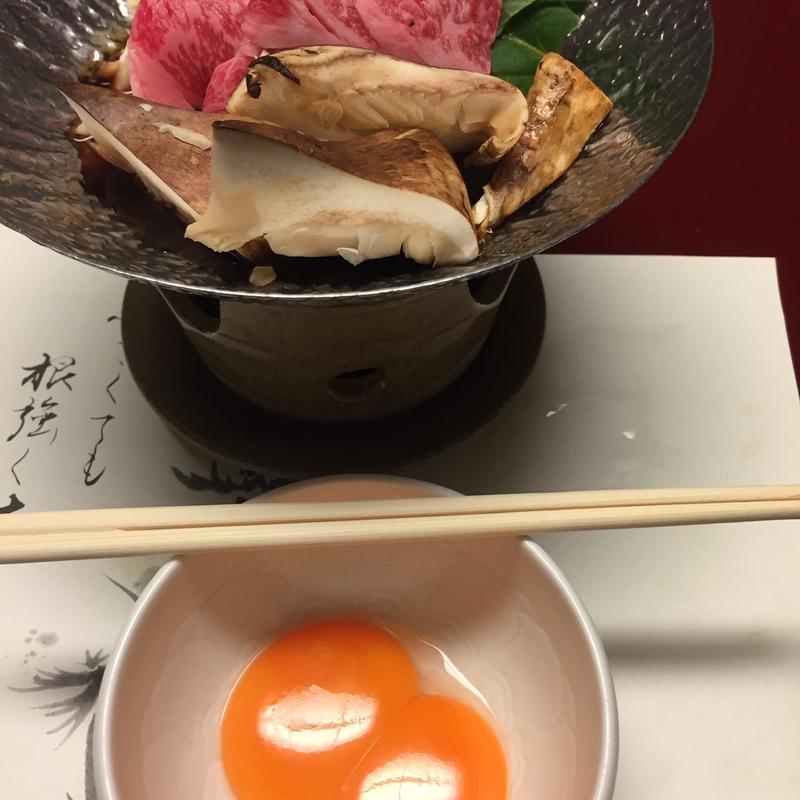 松茸コースの松茸すき焼(藤井荘 )