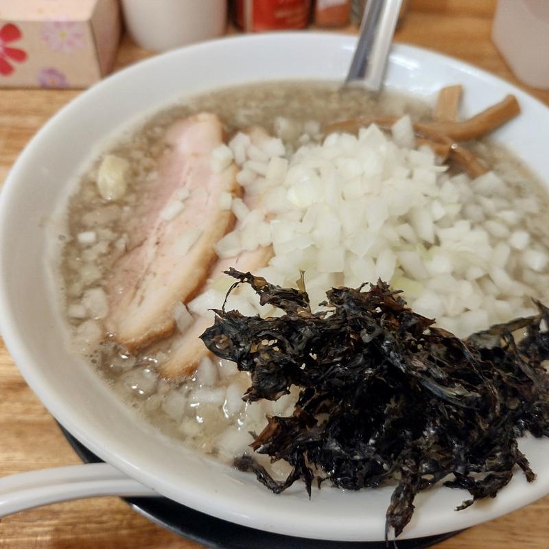 背脂煮干しラーメン(麺屋 つるる )