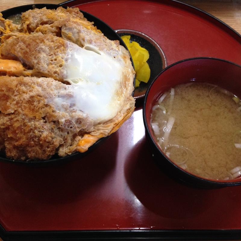 かつ丼(とんかつ　ちん豚 )