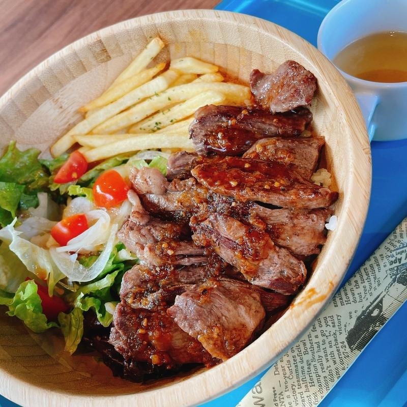 牛ハラミボウル(IPPEKIKO NATIONAL PARK ITONOWA)