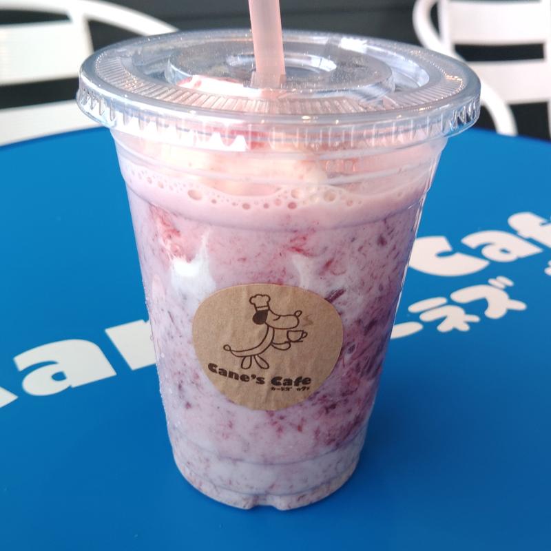 いちごみるく　ソフト入り(Cane's Cafe)