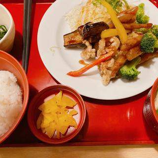彩野菜と若鶏の黒酢あんかけ(ジョイフル 大津坂本店 )