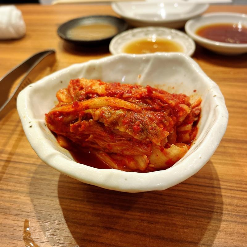 キムチ(焼肉ホルモン金樹)