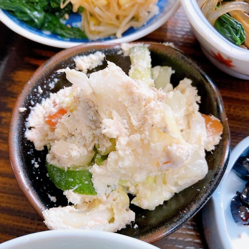 おからのサラダ（韓定食）(お食事処 クミ)