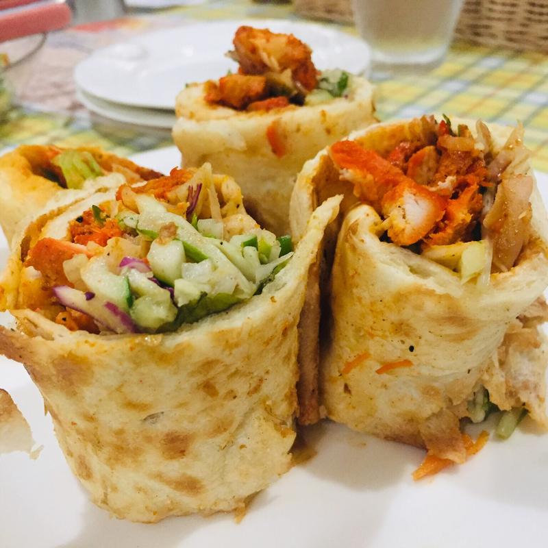 チキンティッカロール(本場インド料理 ラリグラス)