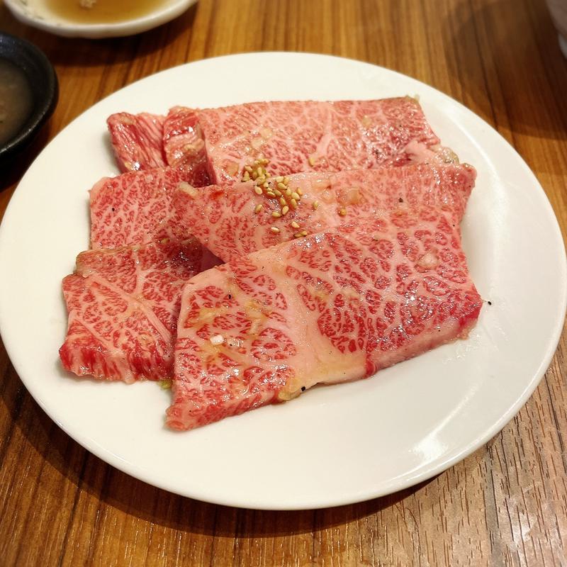 和牛カルビ(焼肉ホルモン金樹)