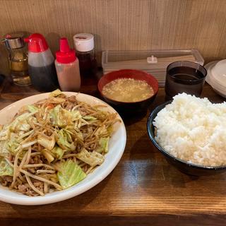 肉野菜炒め定食マシマシライス特盛(マシマシめし ヒカリ軒)