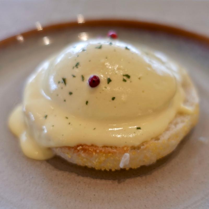 エッグベネディクト(SALTIDA)