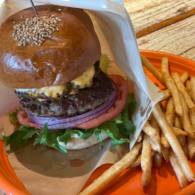 コナズダブルバーガー(コナズ珈琲神奈川綾瀬)